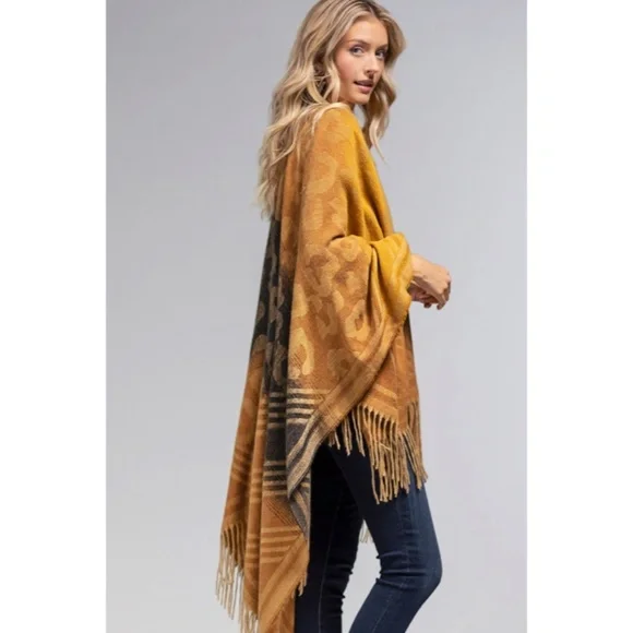 SOLD OUT Tuscan Animal Print Color Block Knit Ruana Tassel Fall Winter Casual - Picture 6 of 7